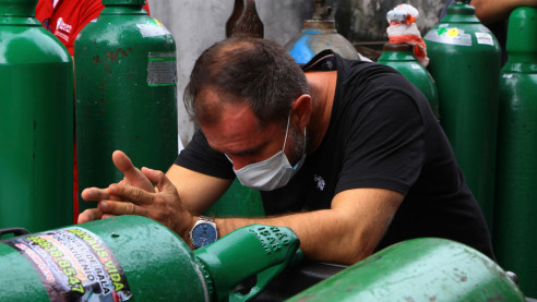 Al borde del colapso sanitario mayoría de estados de Brasil: OMS cree que Covid-19 en el país suramericano representa un peligro para el mundo Brasil