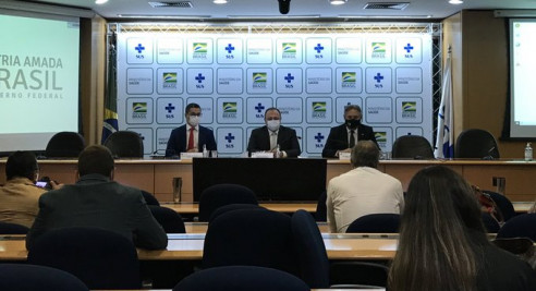 Brasil alerta sobre nueva etapa de la pandemia por cepa 