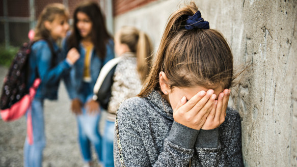Bullying escolar contra migrantes enciende las alarmas en España Reportajes & Investigación