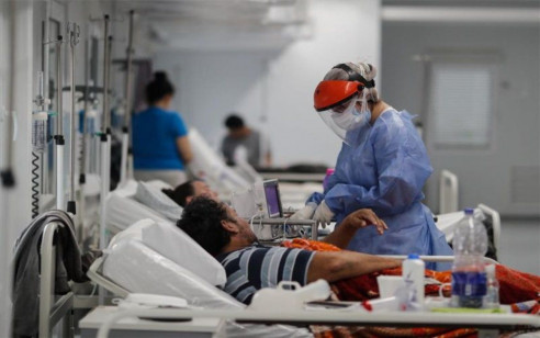 Argentina ordena confinamiento de nueve días ante