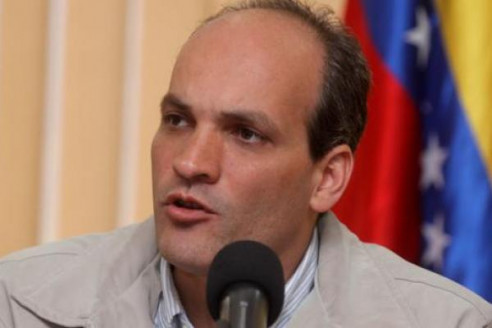 Ricardo Menéndez presentó “El espaciotiempo geográfico como dimensión social” Venezuela