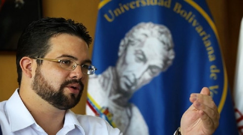 Ministro Cesar Trómpiz: 