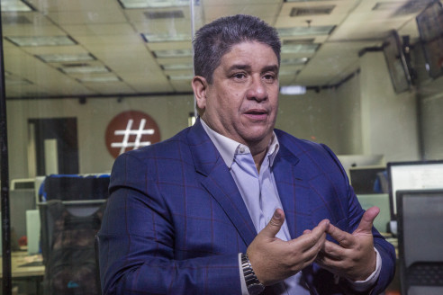 Diputado opositor de Venezuela asevera que es un crimen bloquear fondos para las vacunas que necesita el país Actualidad
