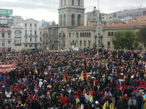 Gran marcha en apoyo a Evo Morales Latinoamérica