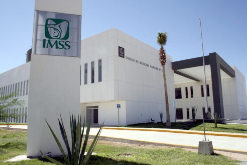 Falta a IMSS comprar el 91% de medicinas para 2022 México