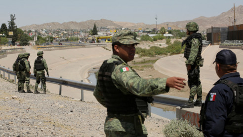 Desplegados 15.000 militares en la frontera de México con EE.UU. para frenar migración Latinoamérica