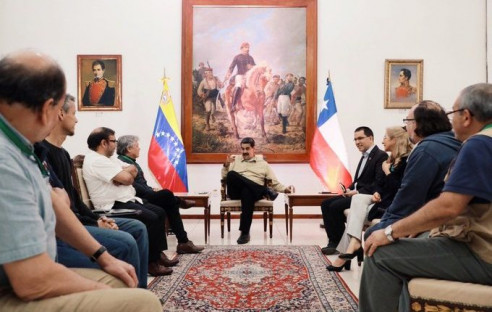 Maduro se reunió con delegación chilena liderada por el senador Alejandro Navarro Venezuela