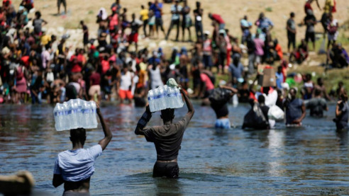 Haitianos crean crisis migratoria en México y Colombia en su búsqueda por llegar a EE.UU. Actualidad