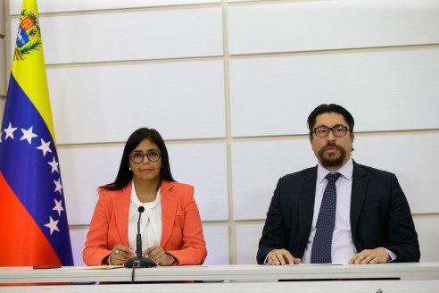 Venezuela: Desenmascaran trama criminal de Guaidó y sus socios extranjeros para el robo de activos Latinoamérica