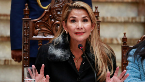 La mandataria de facto de Bolivia se compra departamento en plena pandemia Bolivia