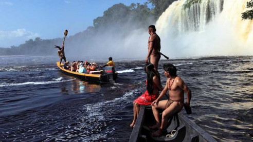 Autóctonos como objeto del deseo Pueblos