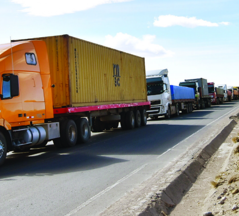 Transporte pesado boliviano demandará a la Terminal Puerto de Arica de Chile Latinoamérica