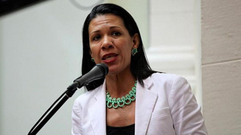 Diputada opositora venezolana se refugia en la embajada de Italia tras orden de juicio Venezuela