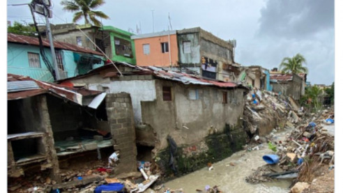 Tormenta tropical Laura causa estragos a su paso por el Caribe Latinoamérica