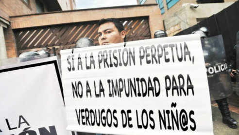 Senado colombiano aprobó cadena perpetua a pederastas Colombia