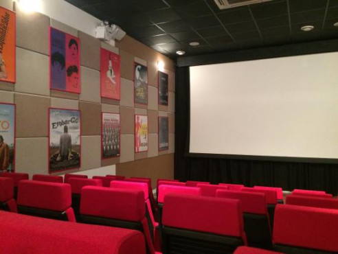 Sala de Cine opera en el sur de Brasil con energía 100% solar Artes