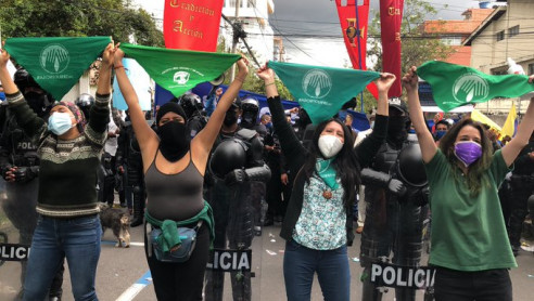 Corte Constitucional de Ecuador despenaliza el aborto por violación Latinoamérica