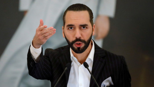 Bukele plantea más de 200 reformas a la Constitución de El Salvador ¿Qué hay detrás? Reportajes & Investigación