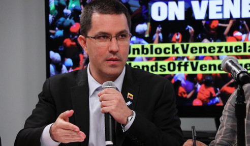 Canciller venezolano: Nos defenderemos del bloqueo siempre por la vía de la legalidad Latinoamérica