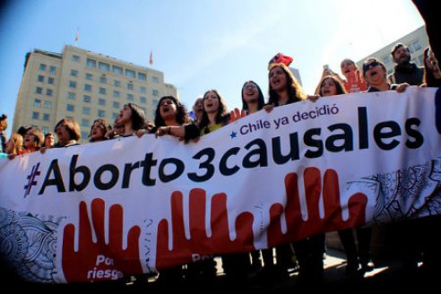 ¡Alerta!: Bancada republicana presenta proyecto para derogar una de las tres causales de aborto Chile