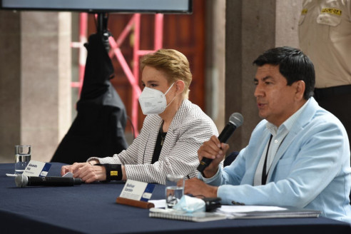Ecuador activa 3.600 funcionarios para
