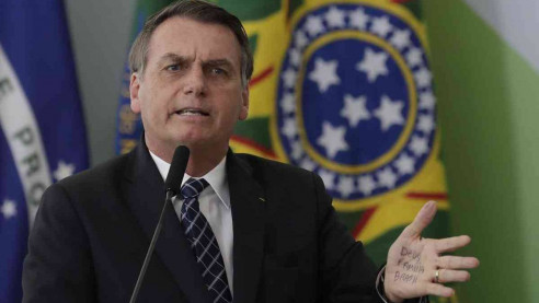 Bolsonaro dice que no es su competencia enviar oxígeno a Amazonas y Venezuela ofrece llevar más para mitigar la crisis Latinoamérica