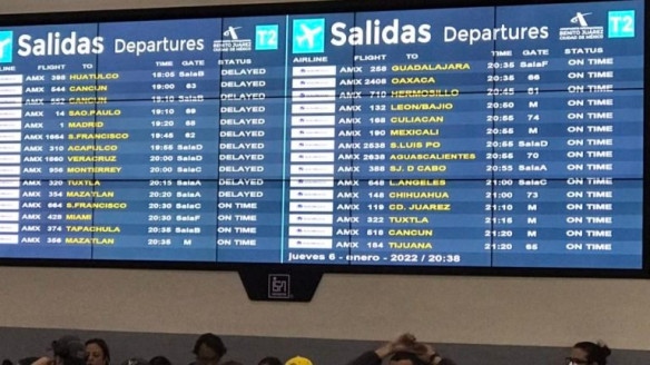 Por contagios covid, AICM cancela en una semana más de 600 vuelos México