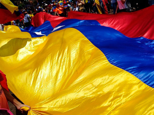 Continúa la arremetida: UE prorroga por un año más las sanciones contra Venezuela Latinoamérica