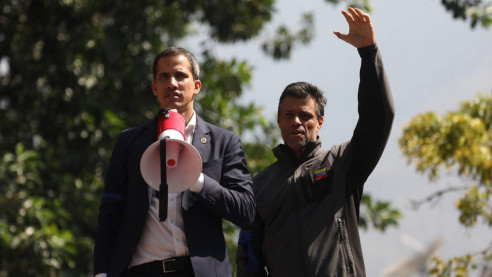 Sorprenden al opositor venezolano Leopoldo López en un bar de Galicia y le multan por saltarse el confinamiento Actualidad