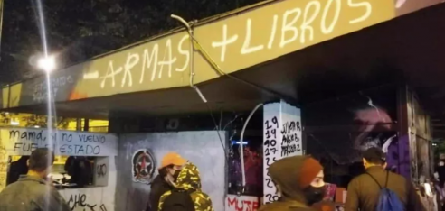 Rinden homenaje a las víctimas de violencia policial en Colombia Latinoamérica