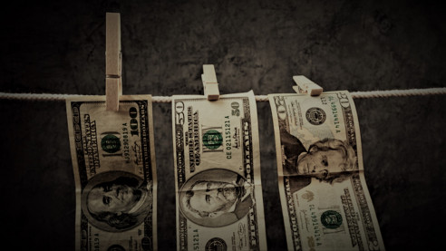 El misterio: ¿Quiénes son los banqueros que legalizan el dinero del narcotráfico? Reportajes & Investigación