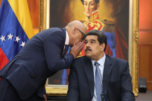 Maduro anuncia que en las próximas horas habrá noticias sobre el diálogo en Noruega Latinoamérica