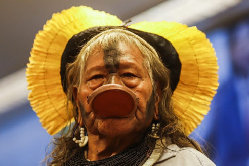 Brasil: histórico cacique Raoni Metuktire supera el COVID-19 y es dado de alta Latinoamérica