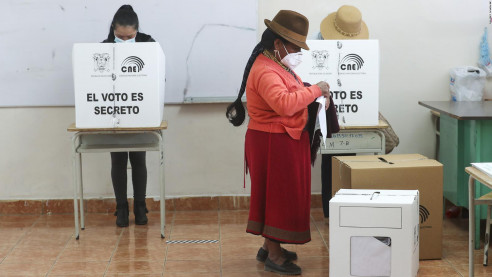 Lasso será quien dispute la segunda vuelta electoral con Arauz en Ecuador Latinoamérica