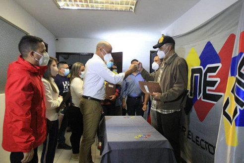 Candidatos del Gran Polo Patriótico formalizaron inscripciones ante el CNE en regiones de Venezuela Venezuela