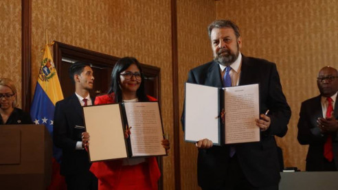 En detalle: Los 6 acuerdos que firmaron el Gobierno y la oposición de Venezuela Latinoamérica