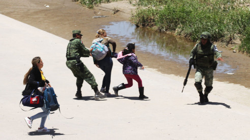 México rompe récord de deportados al superar cifra de 2006 Latinoamérica
