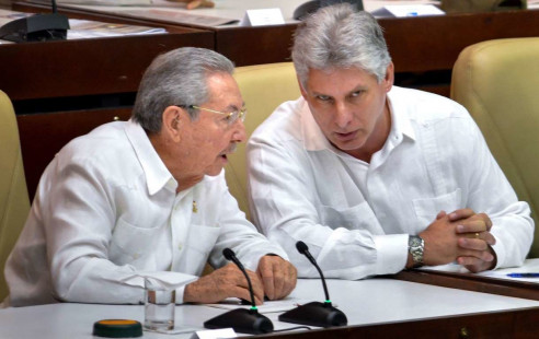 Miguel Díaz-Canel asume el liderazgo del Partido Comunista de Cuba tras renuncia de Raúl Castro Latinoamérica