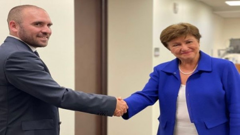 Ministro de Economía de Argentina y directora del FMI se reúnen para negociar deuda Actualidad