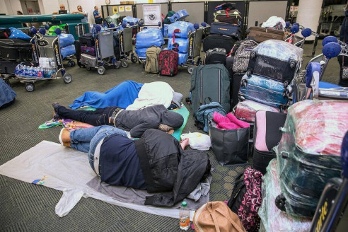 Denuncian trato discriminatorio hacia venezolanos en aeropuertos de varios países Latinoamérica
