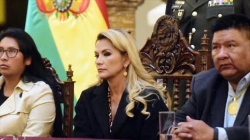 Bolivia: revelan que Áñez pidió 350 visas a EE. UU. tras victoria del MAS Actualidad