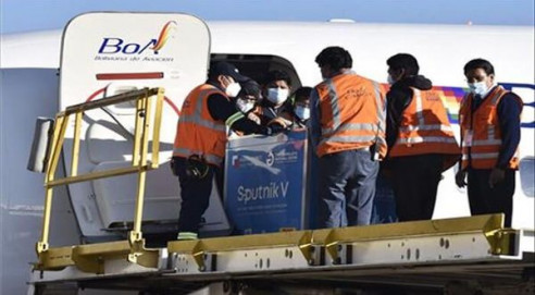 Bolivia recibe nuevo lote de Sputnik V y vacunación se acerca al 30 % de la población Latinoamérica