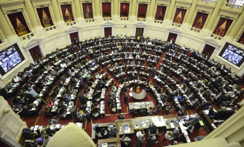 Cámara de Diputados de Argentina aprobó proyecto para reestructurar la deuda pública externa Latinoamérica