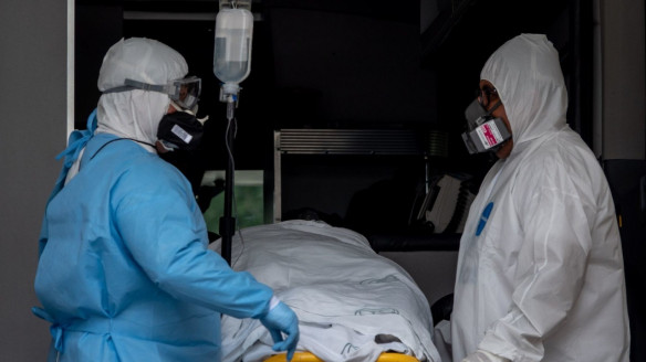 Una mujer presenta primer caso de flurona infección simultánea de gripe y coronavirus Covid 19 - Coronavirus