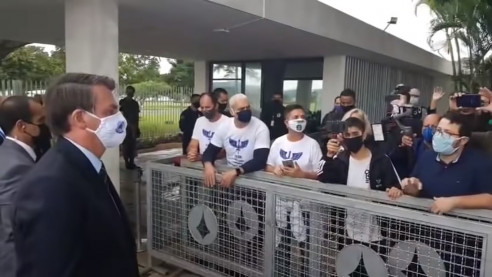No cubrirán encuentros informales de Bolsonaro: principales medios de Brasil se cansaron de insultos y acoso Latinoamérica