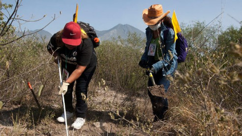 Terror en México: Encuentran más de 2.000 huesos de niños y adolescentes Latinoamérica