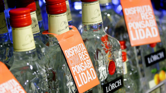 Congreso: Cámara aprobó en general proyecto que regula la publicidad de las bebidas alcohólicas Chile