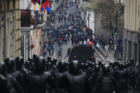 Represión y criminalización de las protestas: La nueva traición de Moreno al pueblo de Ecuador Latinoamérica