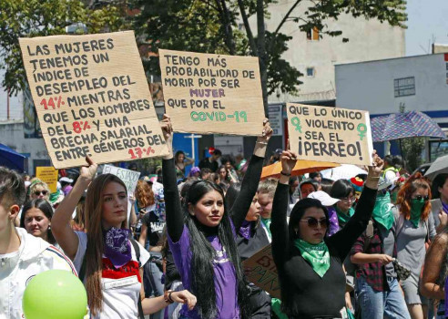 Oleada de feminicidios aviva la indignación en Colombia: 315 mujeres asesinadas en el 2020 Latinoamérica