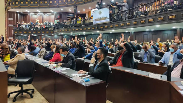 Venezuela: los retos económicos y sociales que tiene el parlamento para el 2022 Reportajes & Investigación